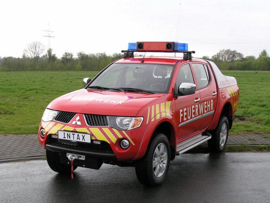  Mitsubishi L200 Double Cab Feuerwehr 2006 года  (фото 1 из 3)